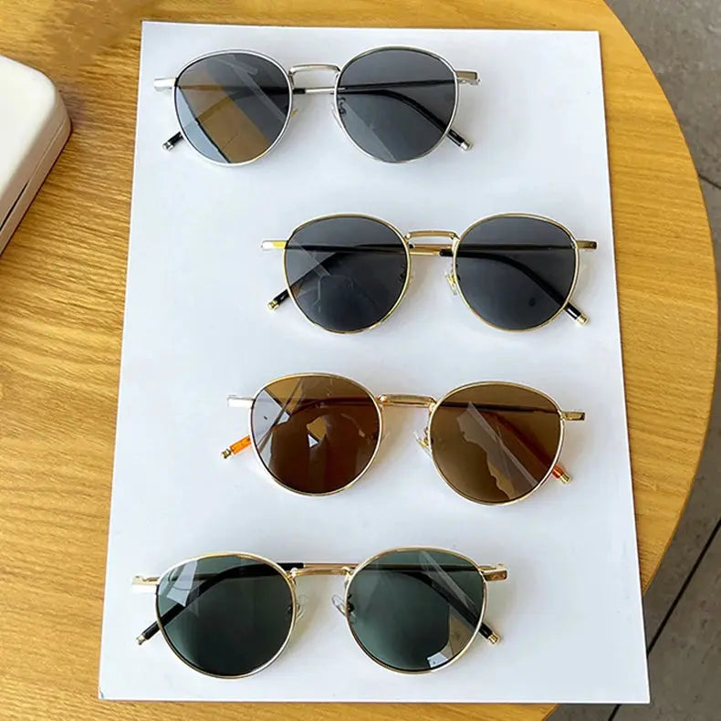 Retro Women's Eyewear: Stylish Glasses for Timeless Fashion - Next Level