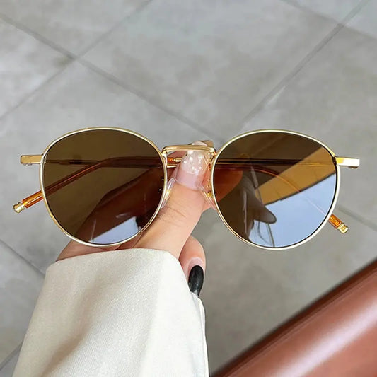 Retro Women's Eyewear: Stylish Glasses for Timeless Fashion - Next Level