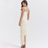 Elegantes Maxi Slip-Kleid in Elfenbeinweiß mit funkelnden Pailletten-Trägern und fließender bodenlanger Silhouette