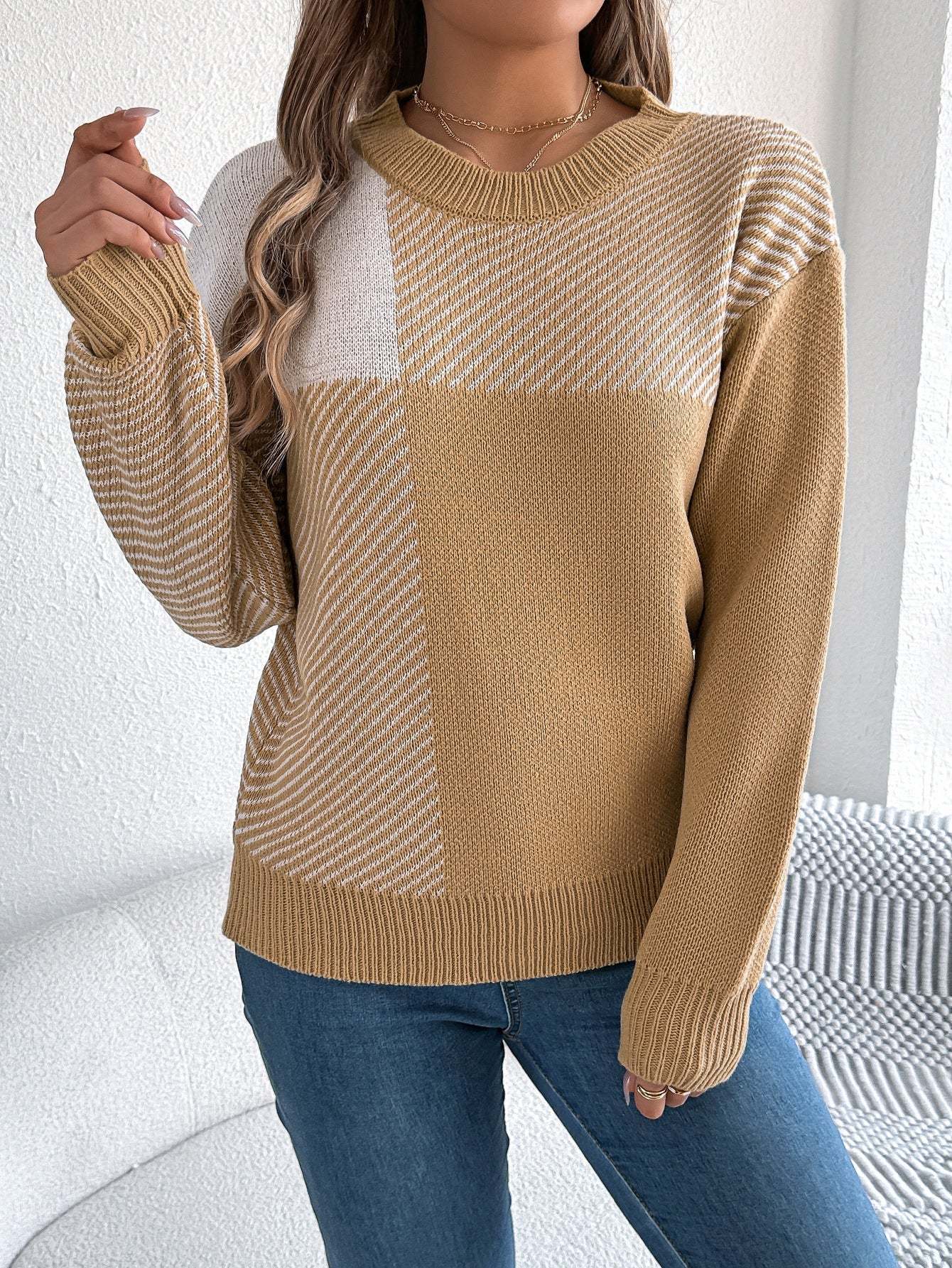 Karo-Pullover Damen mit Color-Block-Design und Kunstfell, langärmlig, stylischer Streetwear-Pullover für Damen