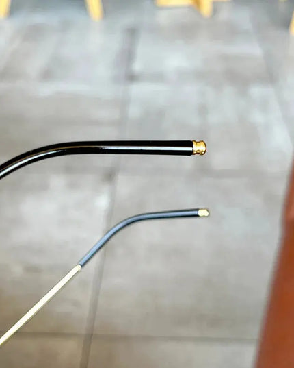 Retro Women's Eyewear: Stylish Glasses for Timeless Fashion - Next Level