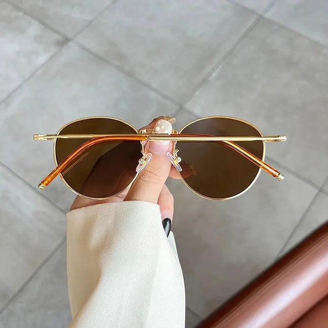 Retro Women's Eyewear: Stylish Glasses for Timeless Fashion - Next Level