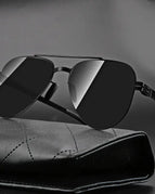 J8008 / As shown / Adults