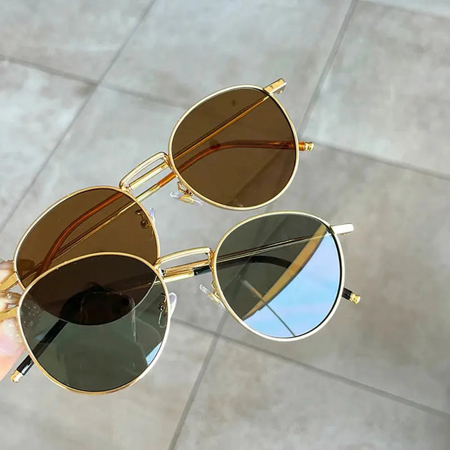 Retro Women's Eyewear: Stylish Glasses for Timeless Fashion - Next Level