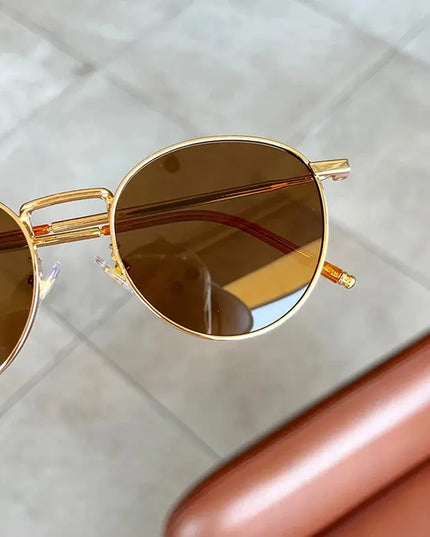 Retro Women's Eyewear: Stylish Glasses for Timeless Fashion - Next Level