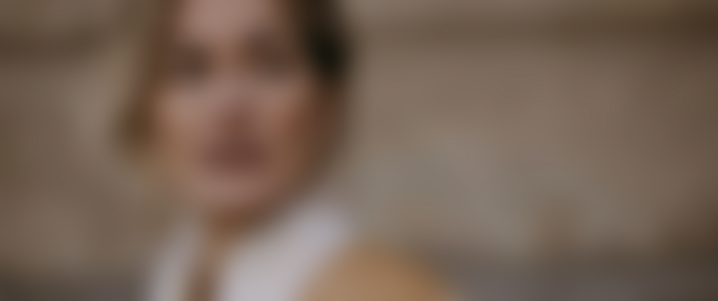 <h2>Swipe to see our new model for the AW23 collection!</h2>