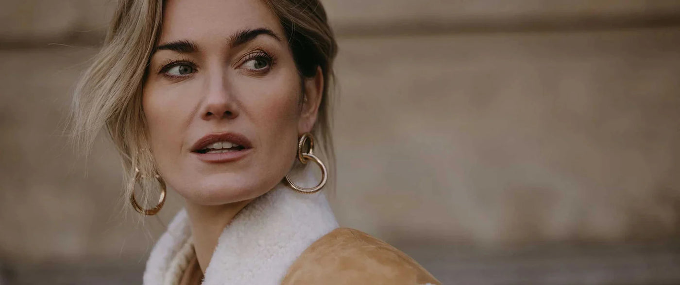 <h2>Swipe to see our new model for the AW23 collection!</h2>