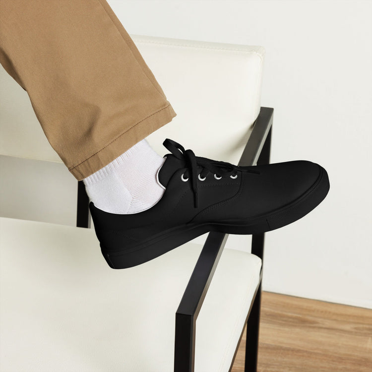 Schwarze Canvas Schuhe von Robert de Valenmont, Schnürschuhe für Herren, frontale Ansicht
