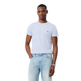 Lacoste Herren T-Shirt in classic fit, featuring the iconic crocodile logo on a soft cotton fabric.